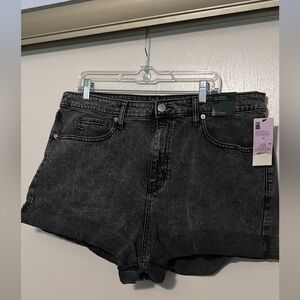 Size 17 TARGET 🎯 shorts